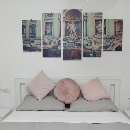Martina A Piazza Del Popolo Villa Rome Exterior photo